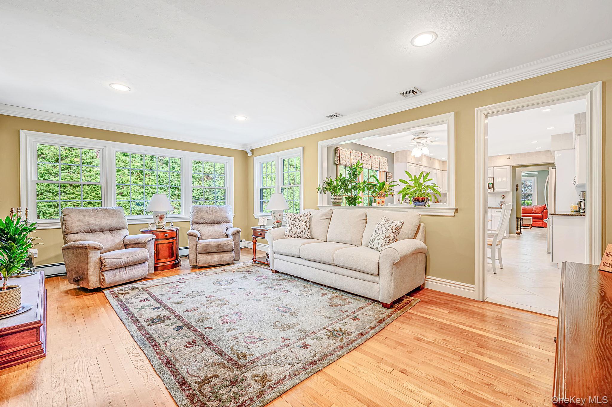 30 Damin Circle – For Sale photo 17