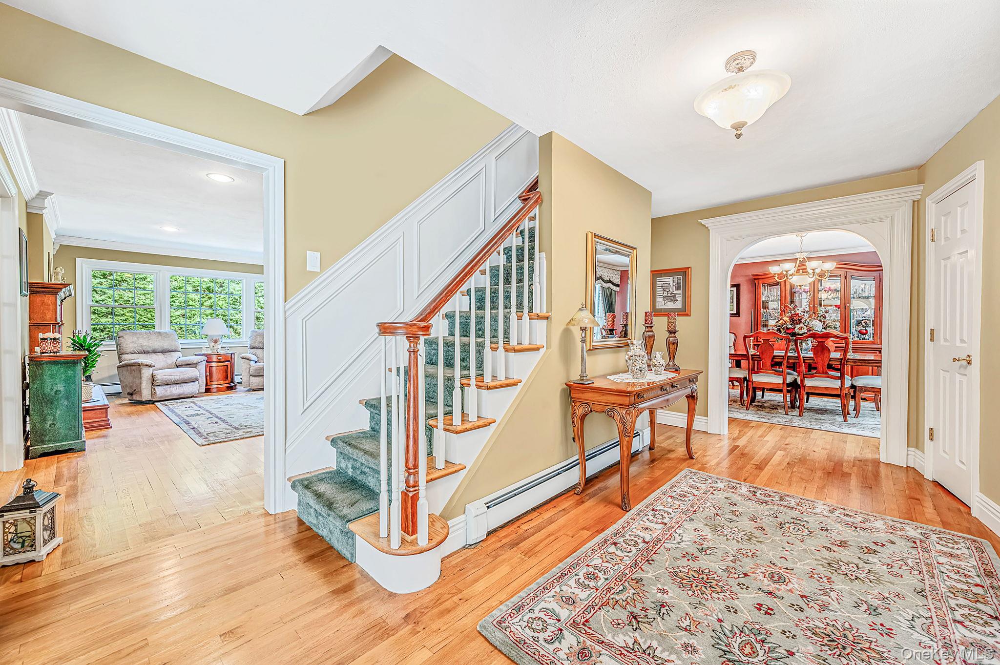 30 Damin Circle – For Sale photo 6