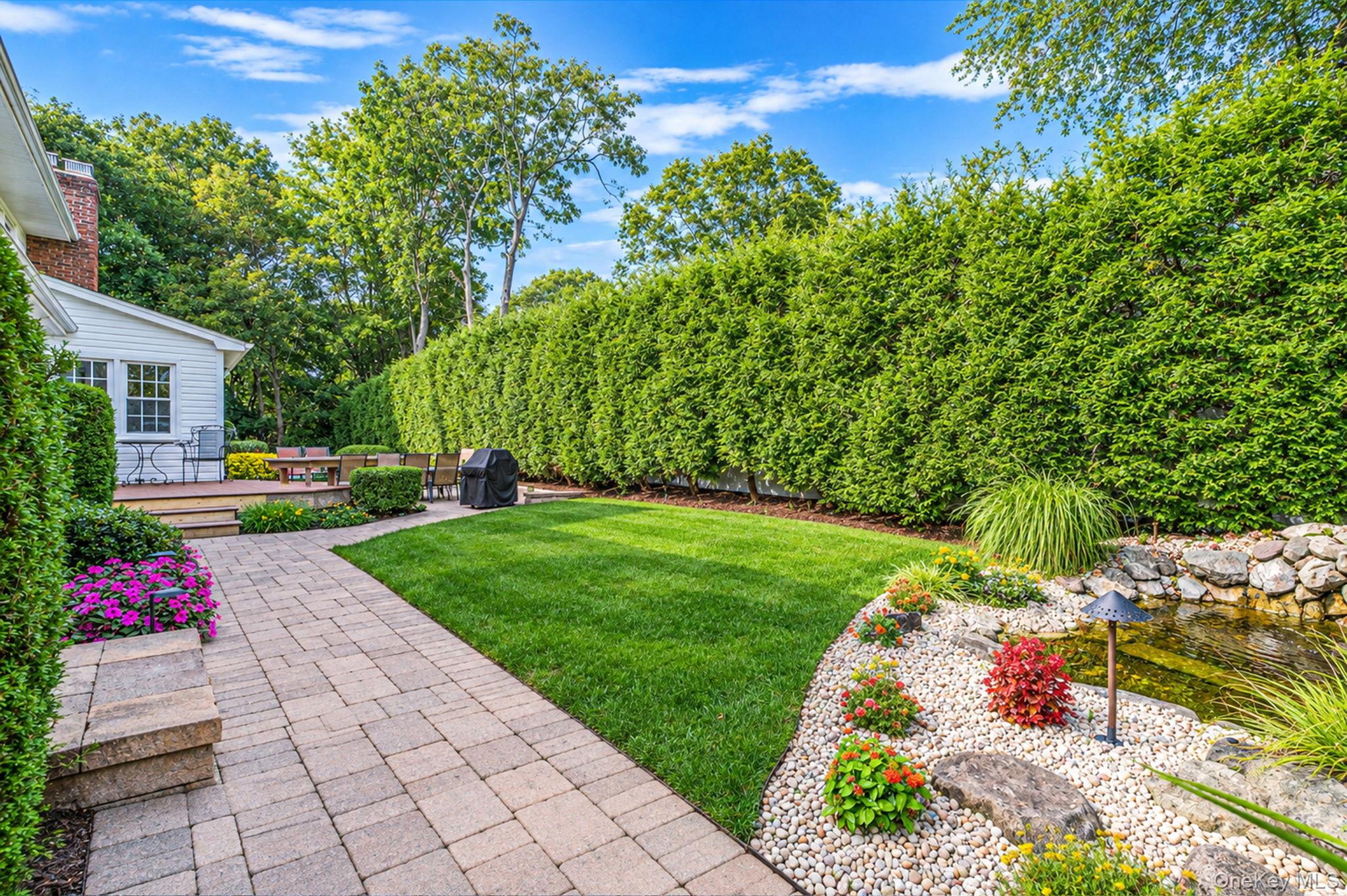 30 Damin Circle – For Sale photo 35