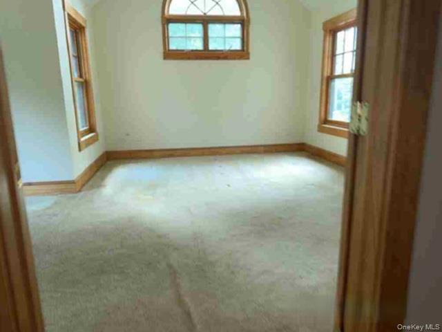6 Brookside Lane – For Sale photo 8