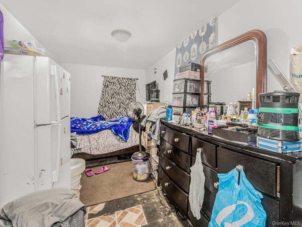 1122 Anderson Avenue – For Sale photo 18