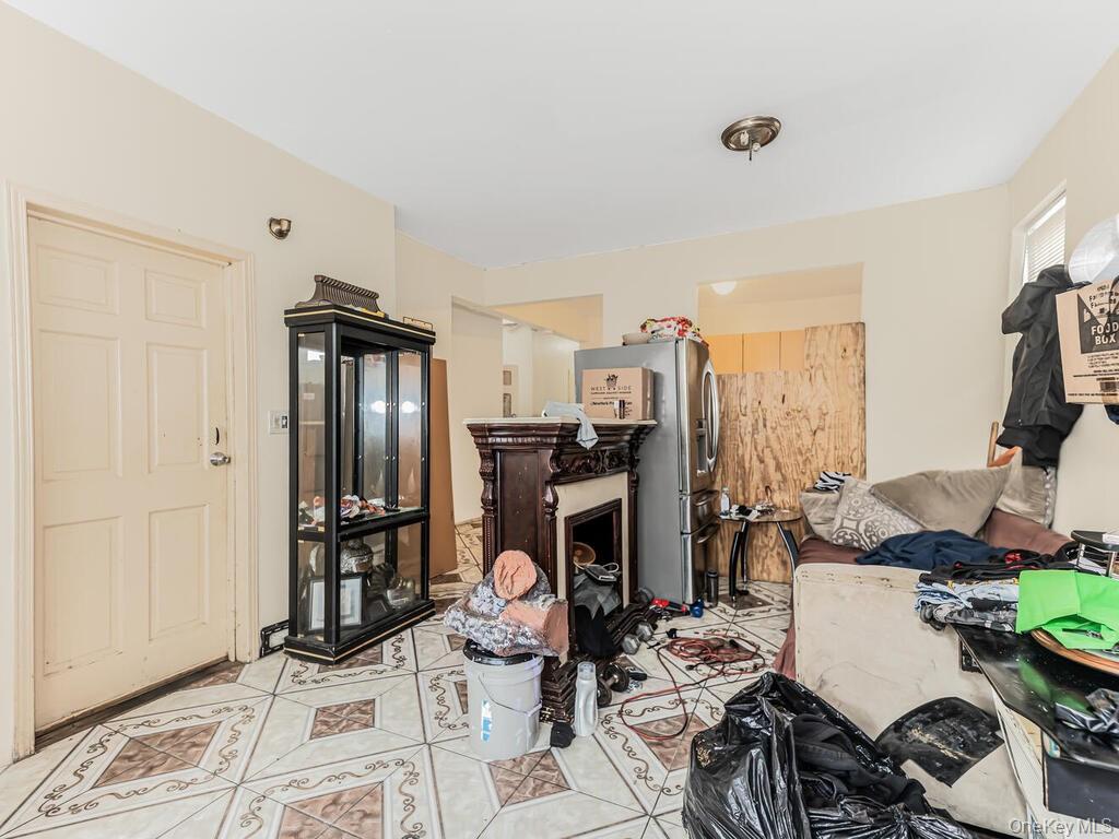 1122 Anderson Avenue – For Sale photo 23