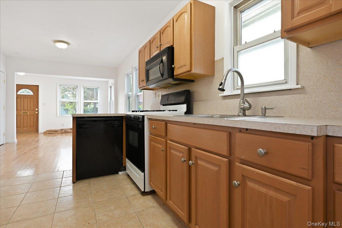 22237 Edmore Avenue – For Sale photo 8
