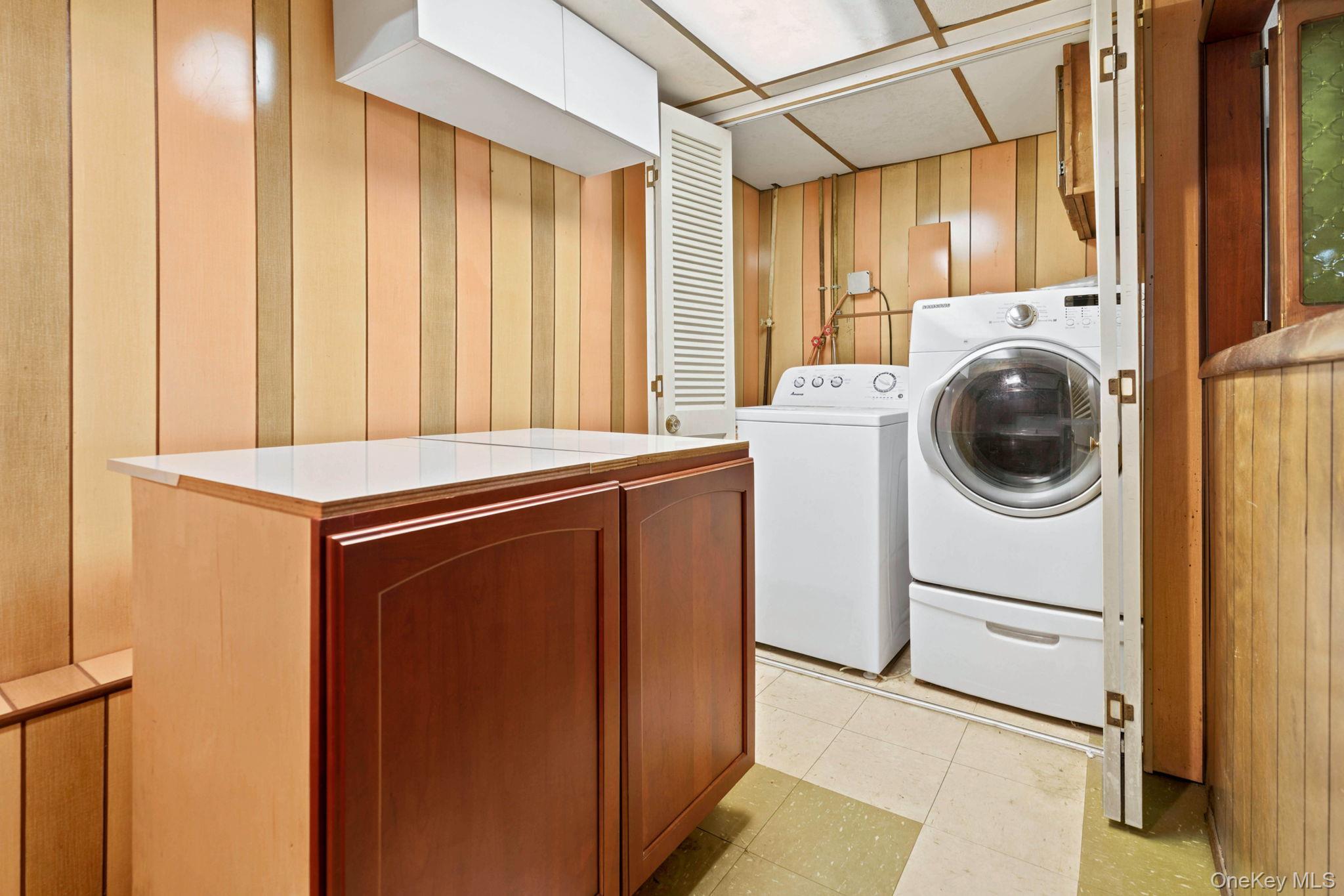 81-02 149th Avenue – For Sale photo 33