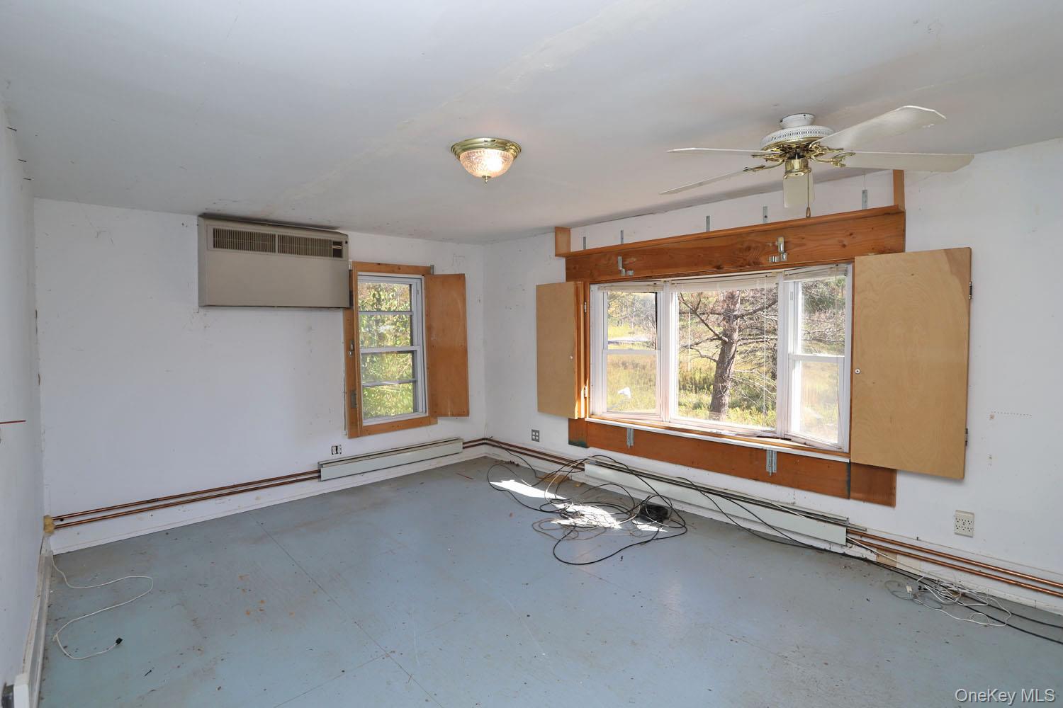 3994 Klondike Road – For Sale photo 6