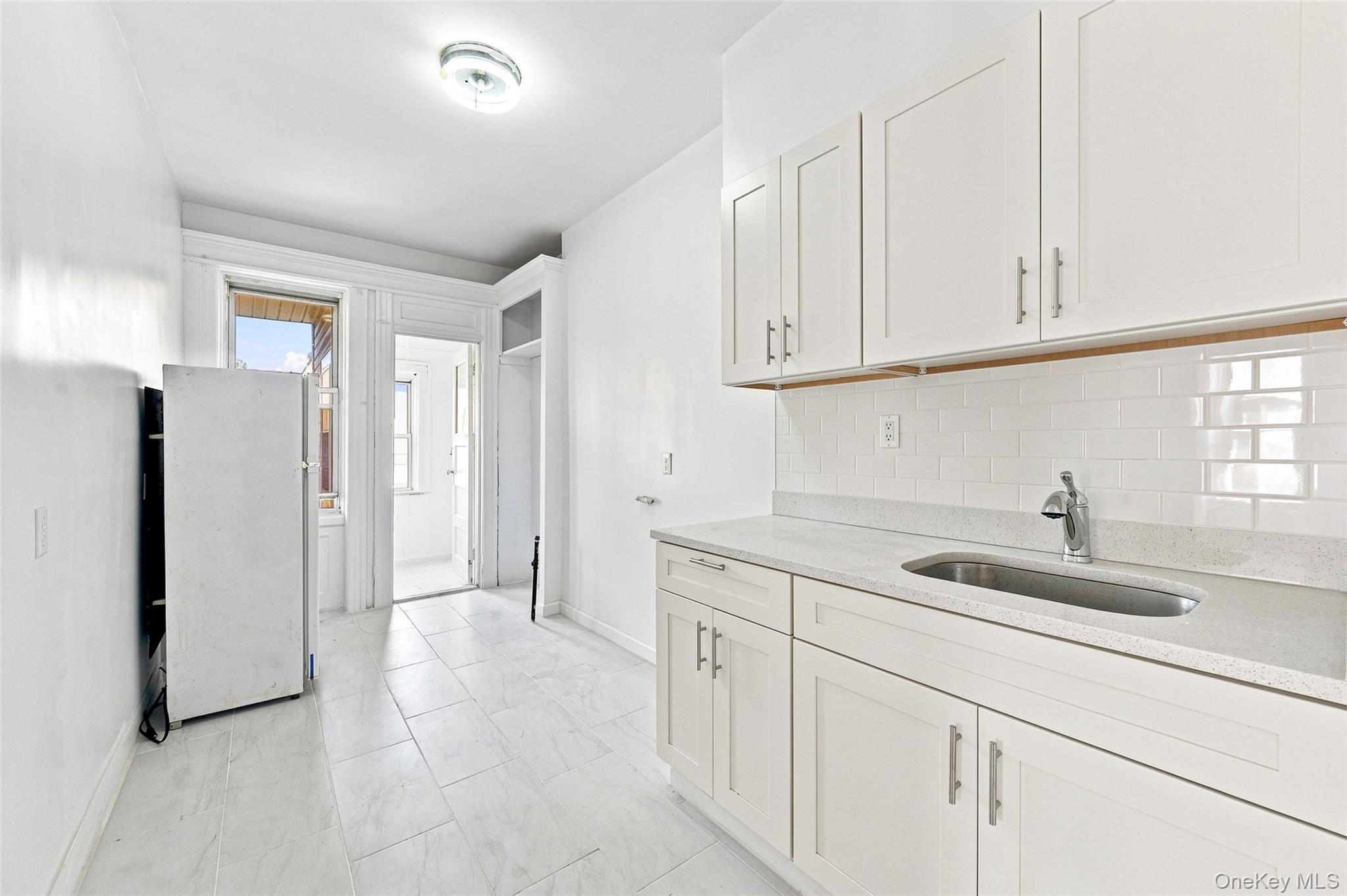 2331 Foster Avenue – For Sale photo 5