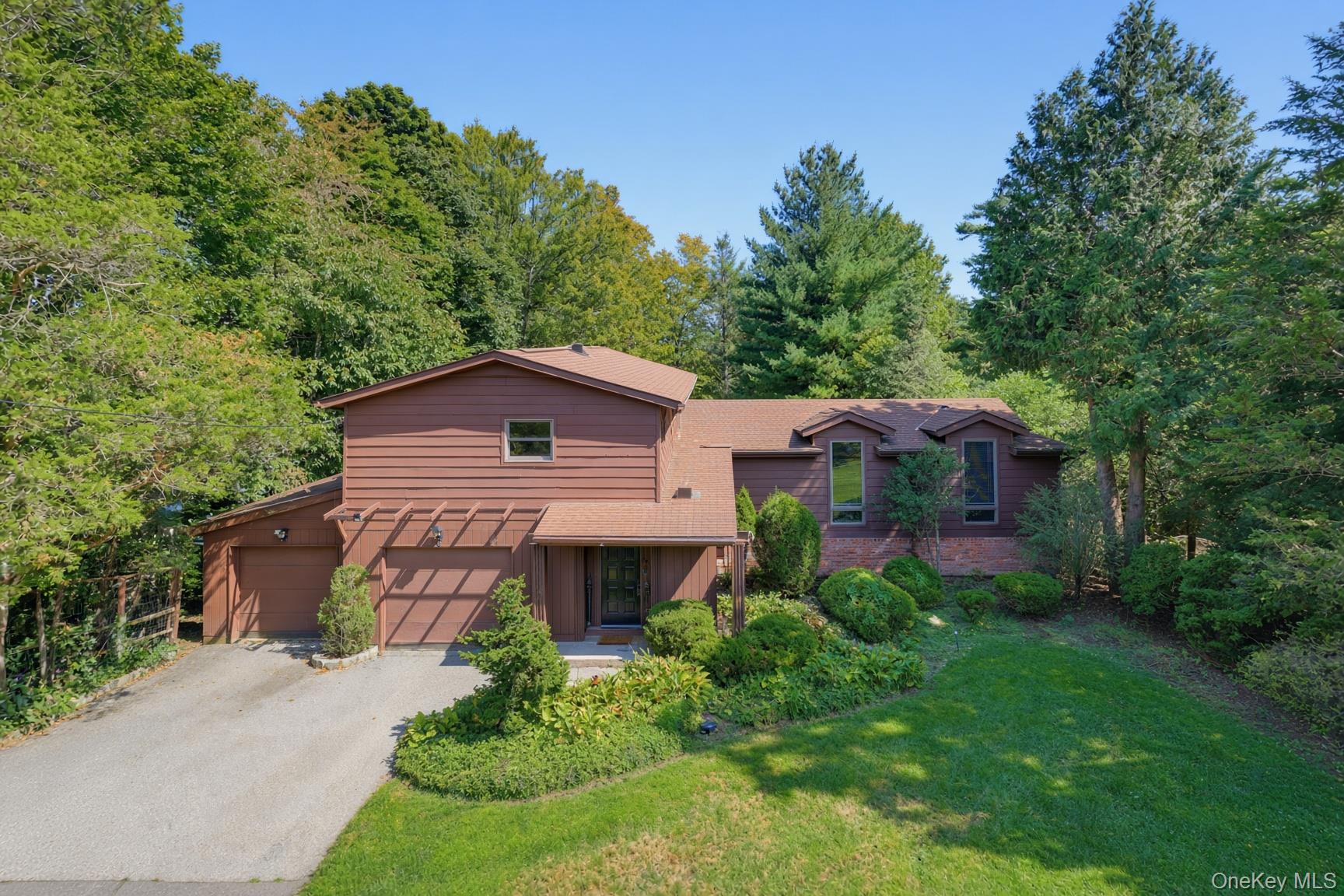 6 Lark Avenue – For Rent
