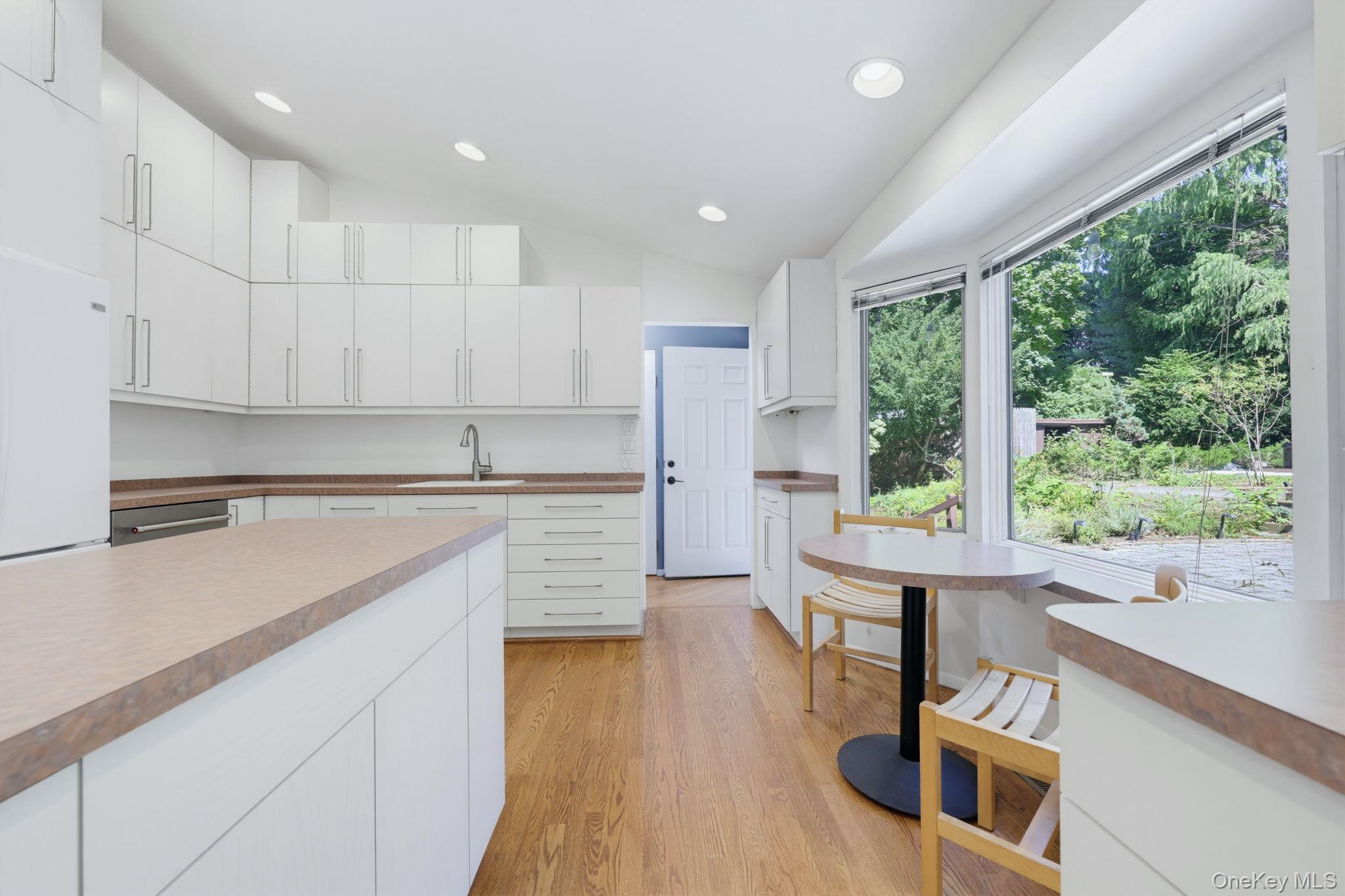 6 Lark Avenue – For Rent photo 16