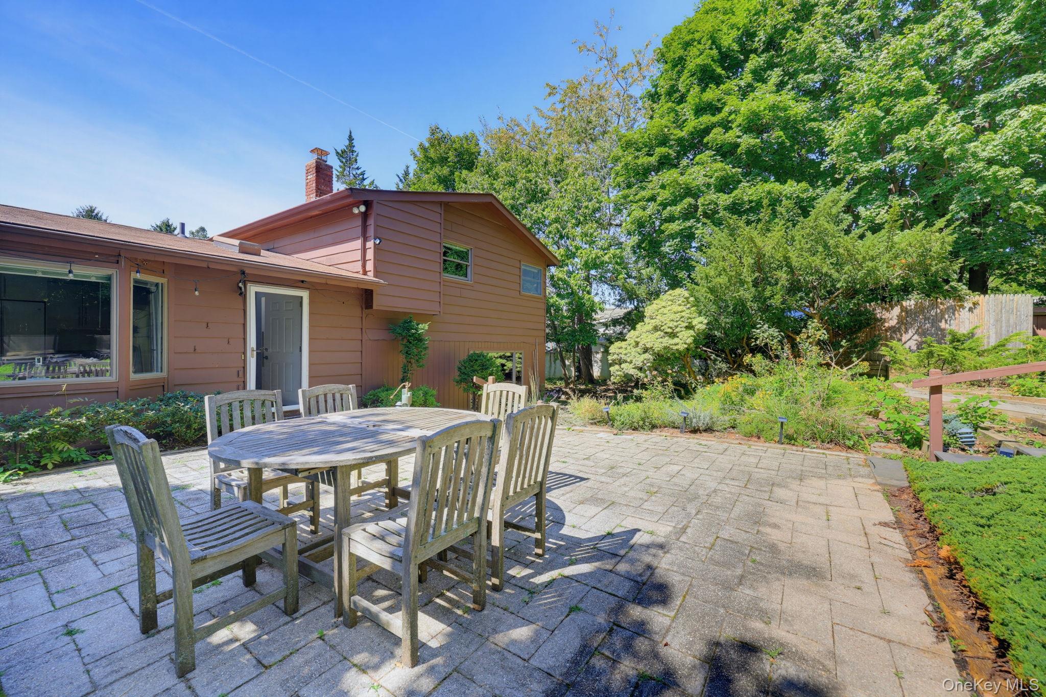 6 Lark Avenue – For Rent photo 34