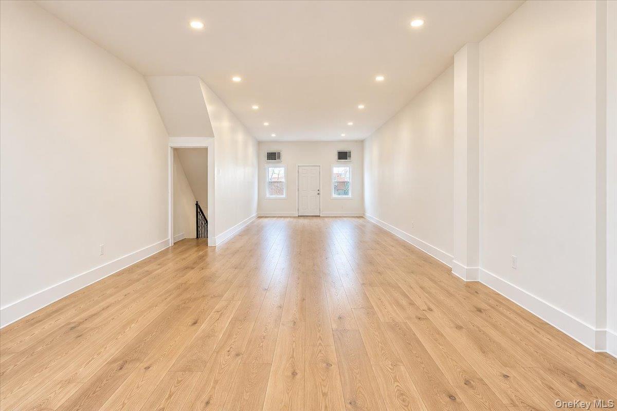 305 Rogers Avenue, Unit 1 photo 29
