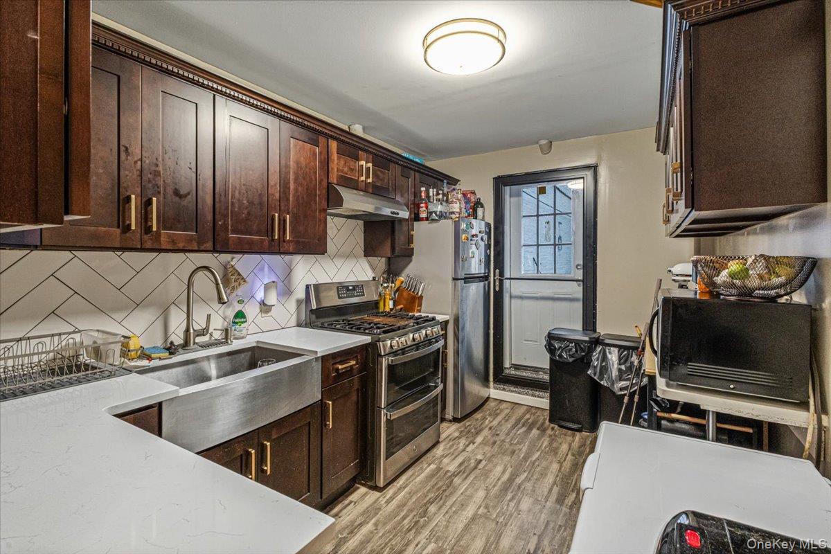 305 Rogers Avenue, Unit 1 photo 18