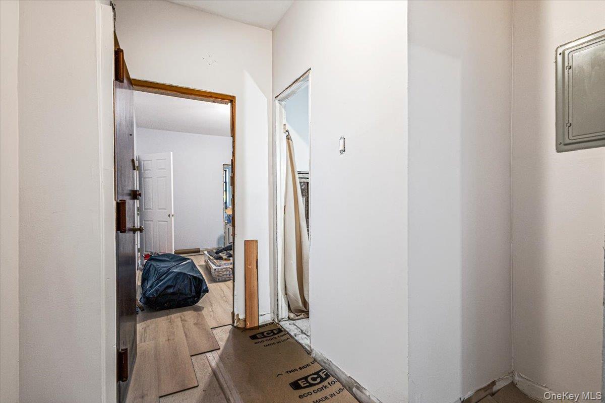 305 Rogers Avenue, Unit 1 photo 27