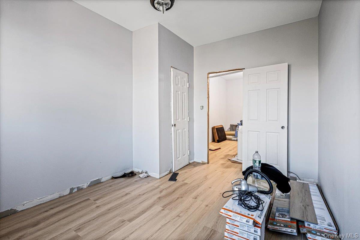305 Rogers Avenue, Unit 1 photo 26