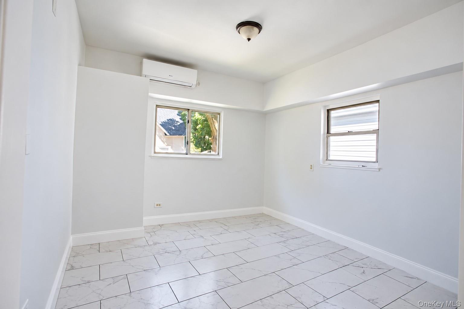 45 Lynbrook Avenue, Unit 1 photo 14