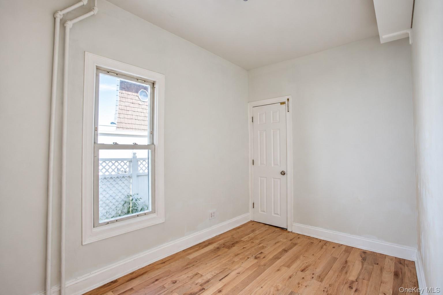 45 Lynbrook Avenue, Unit 1 photo 17