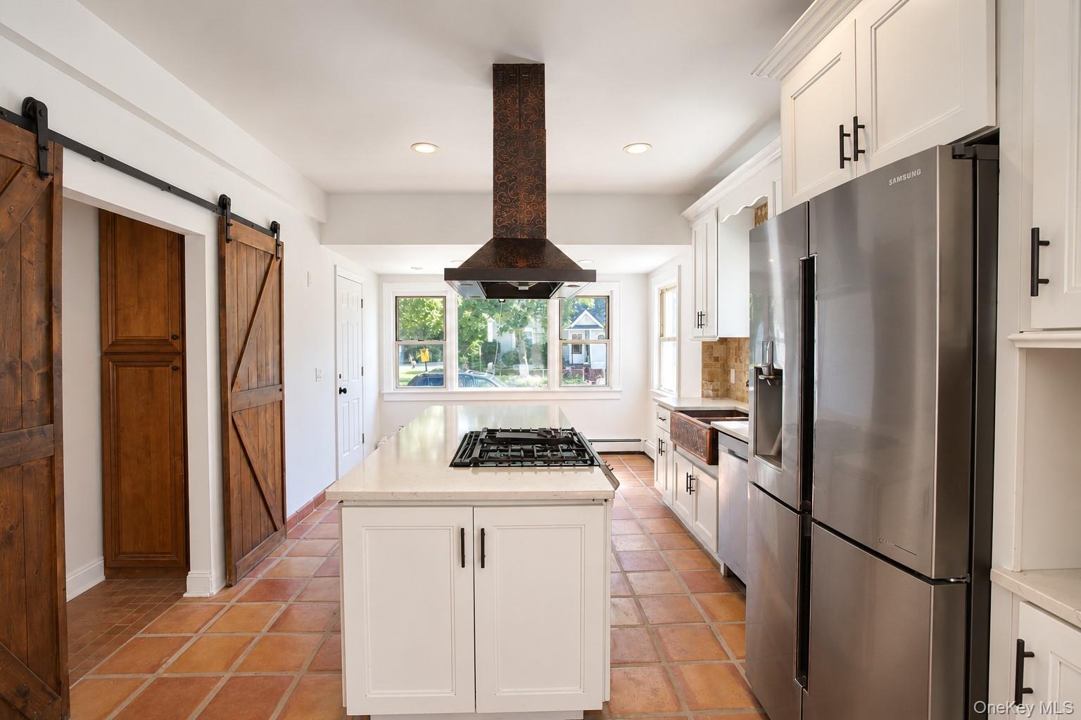 45 Lynbrook Avenue, Unit 1 photo 7