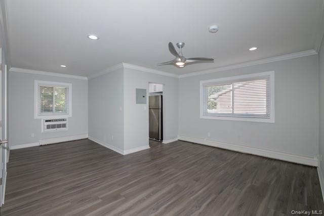 52 Horseblock Road, Unit 52-7A photo 3