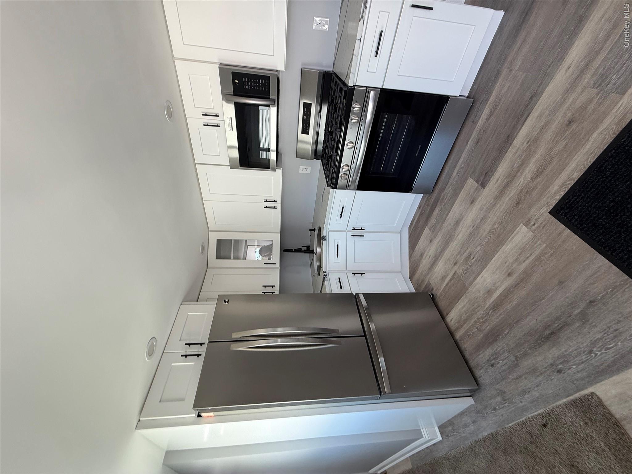 150 main st, islip, NY, Unit 1 photo 3