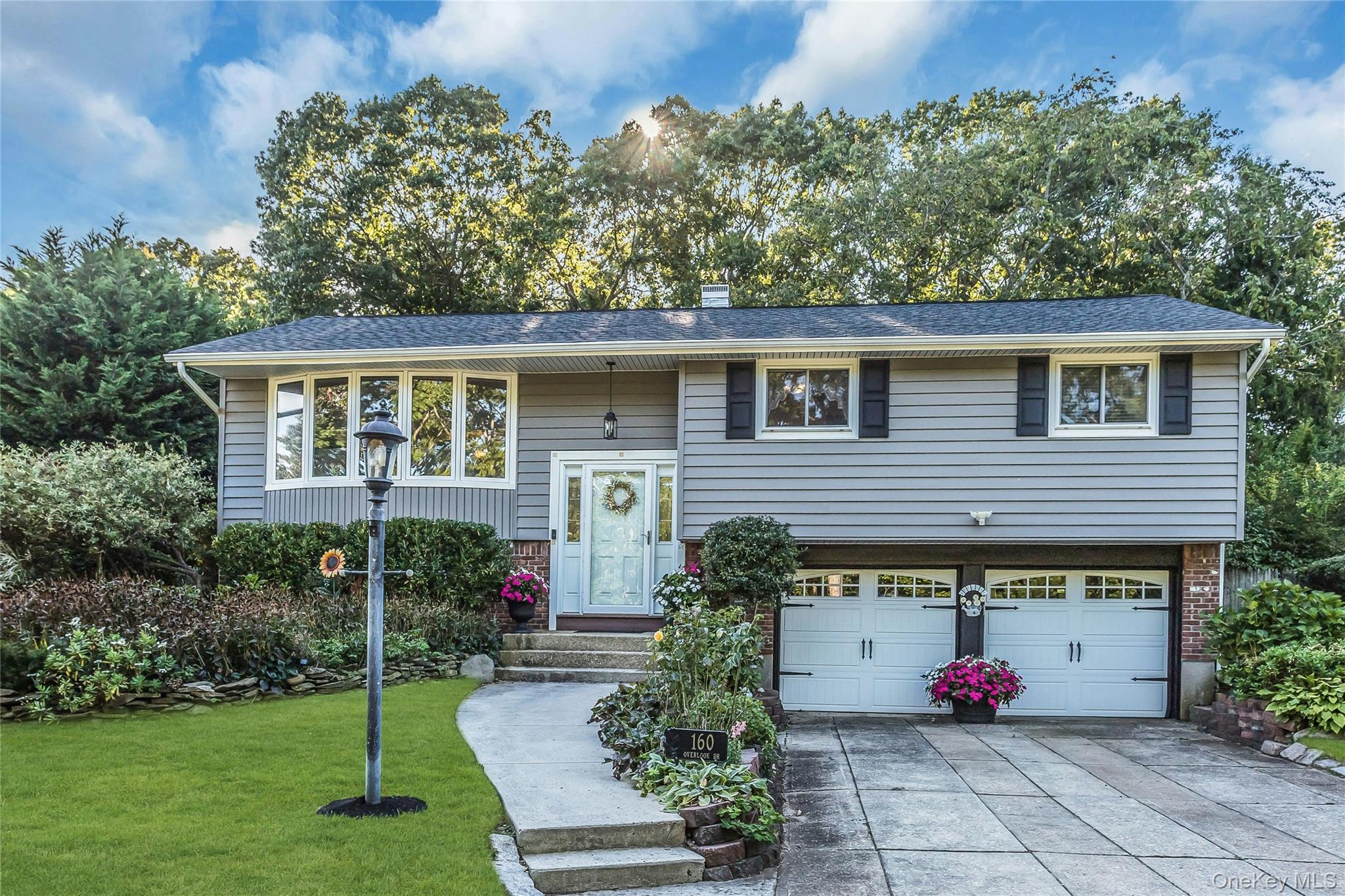 160 Overlook Drive – For Sale photo 2
