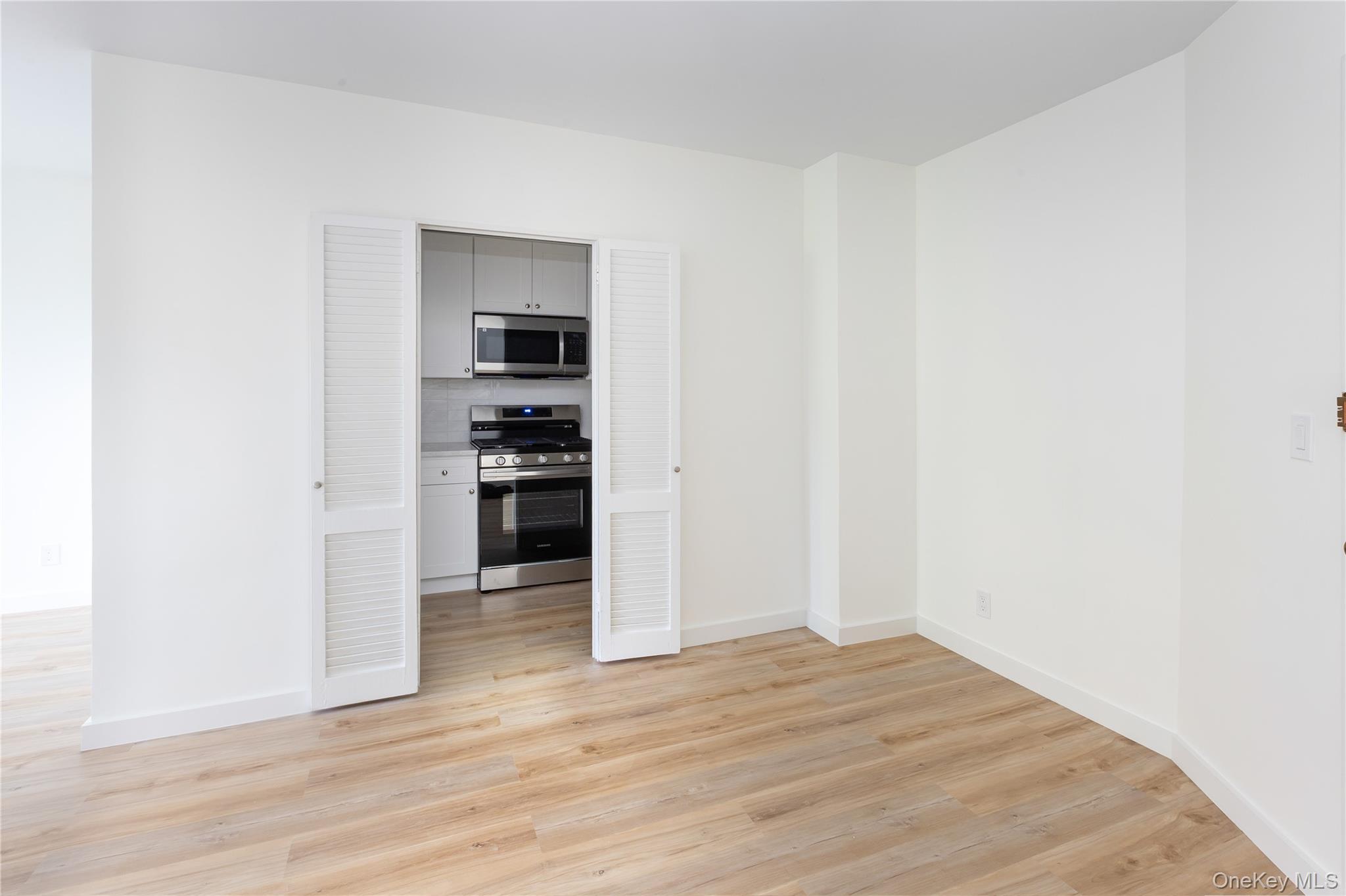 2621 Palisade Avenue, Unit 1G photo 9