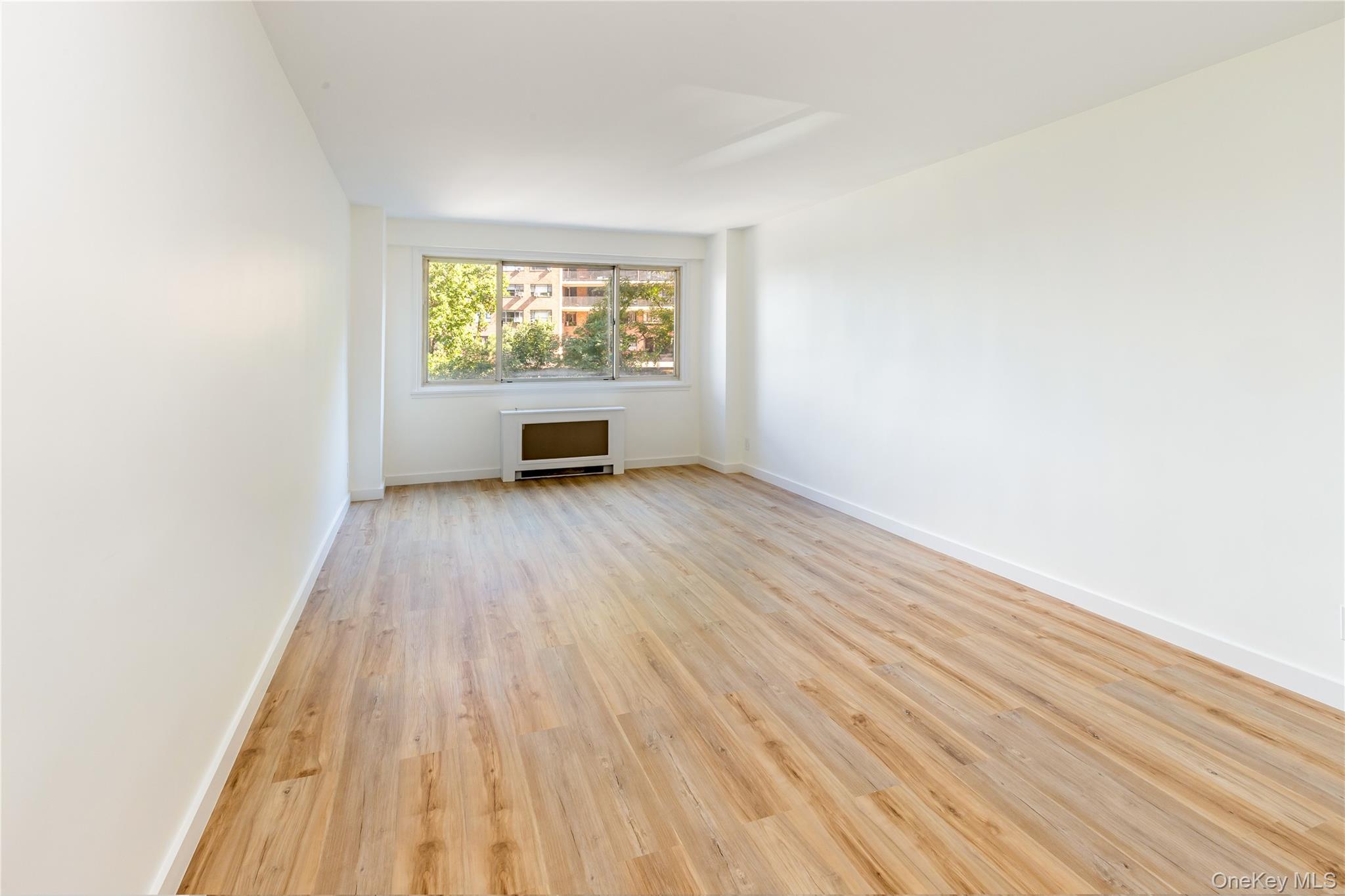 2621 Palisade Avenue, Unit 1G photo 3