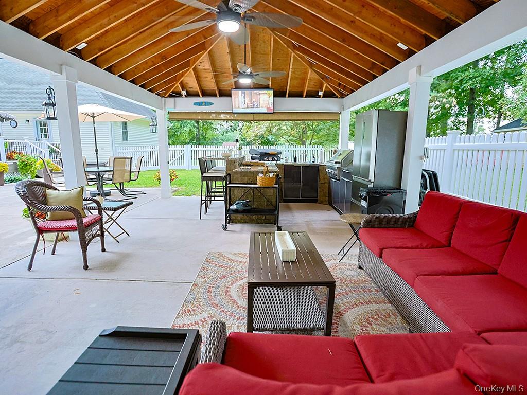 2 Panther Lane – For Sale photo 5