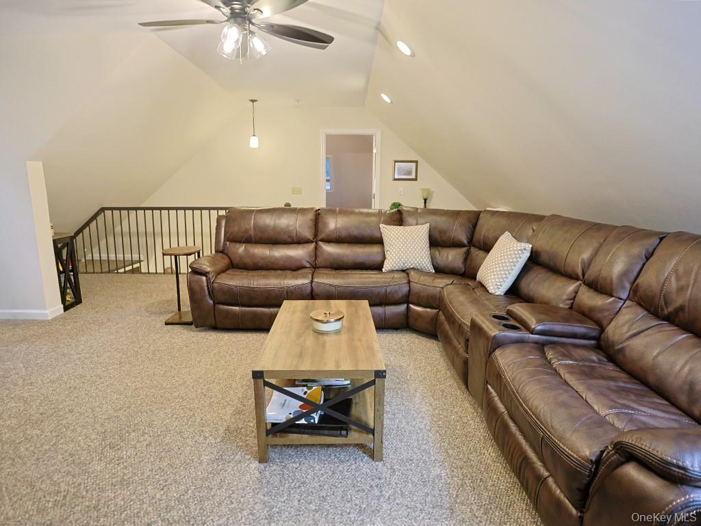 2 Panther Lane – For Sale photo 13