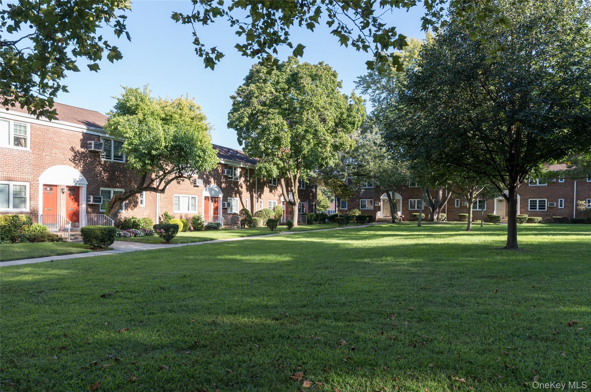 22630 Kingsbury Avenue, Unit B photo 15