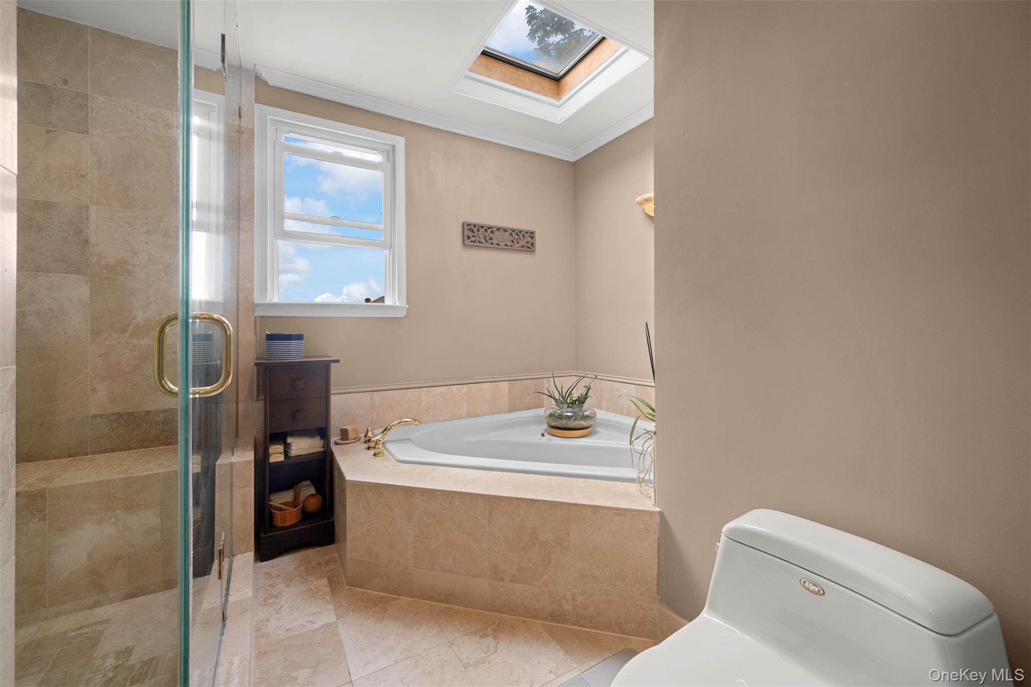 78 Warner Avenue – For Sale photo 31