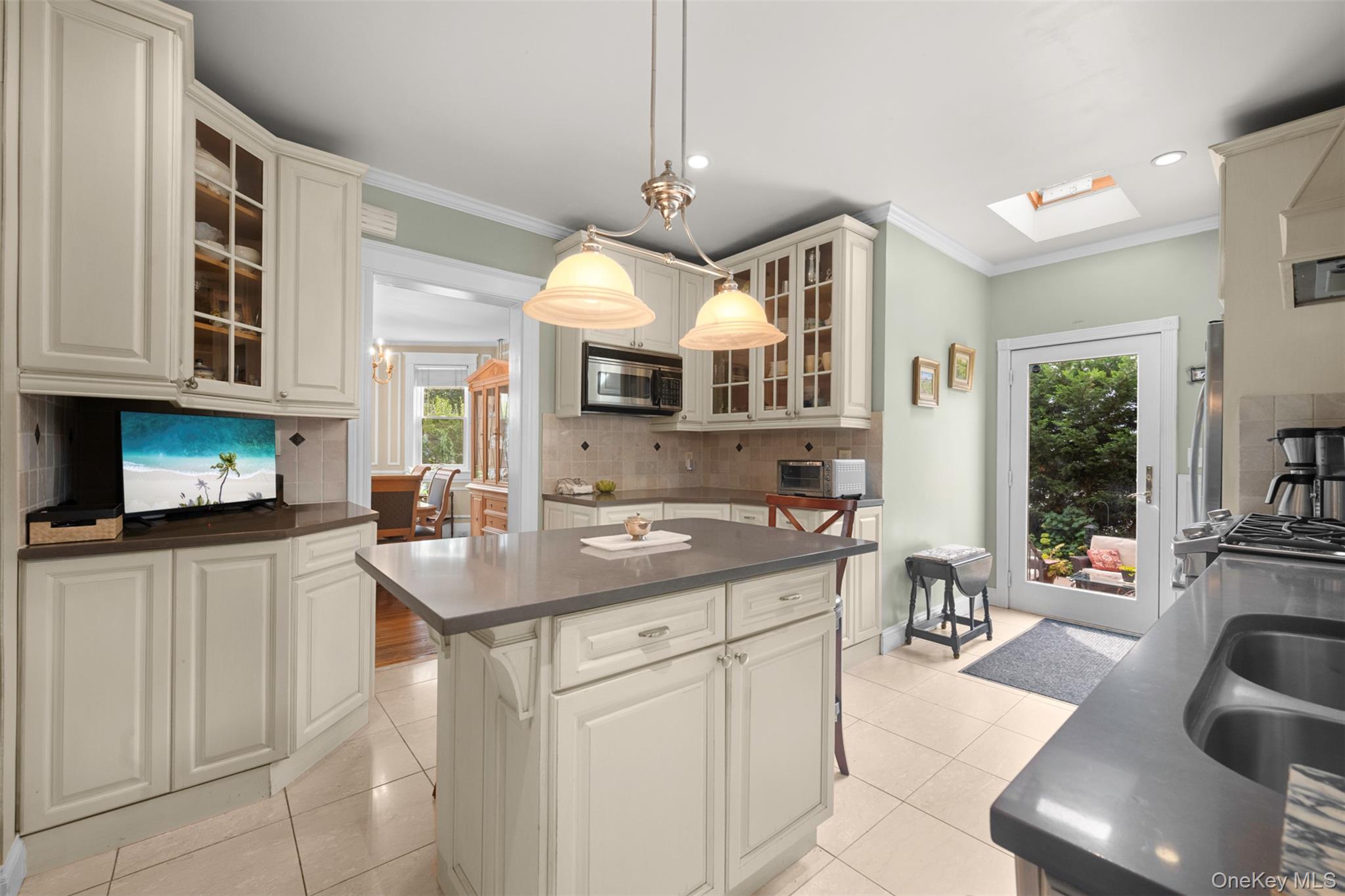 78 Warner Avenue – For Sale photo 15