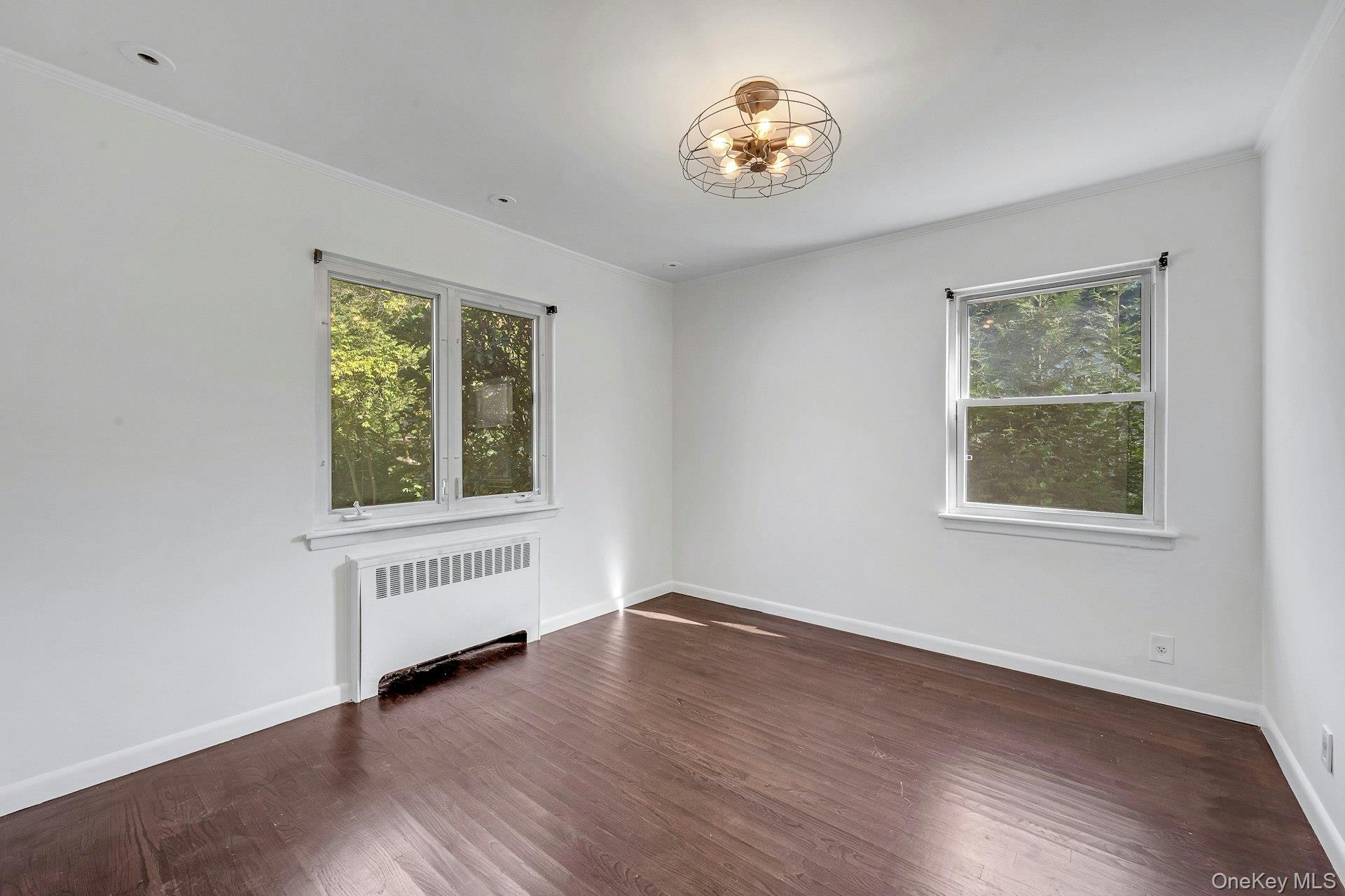 13 Colonial Road – For Rent photo 16