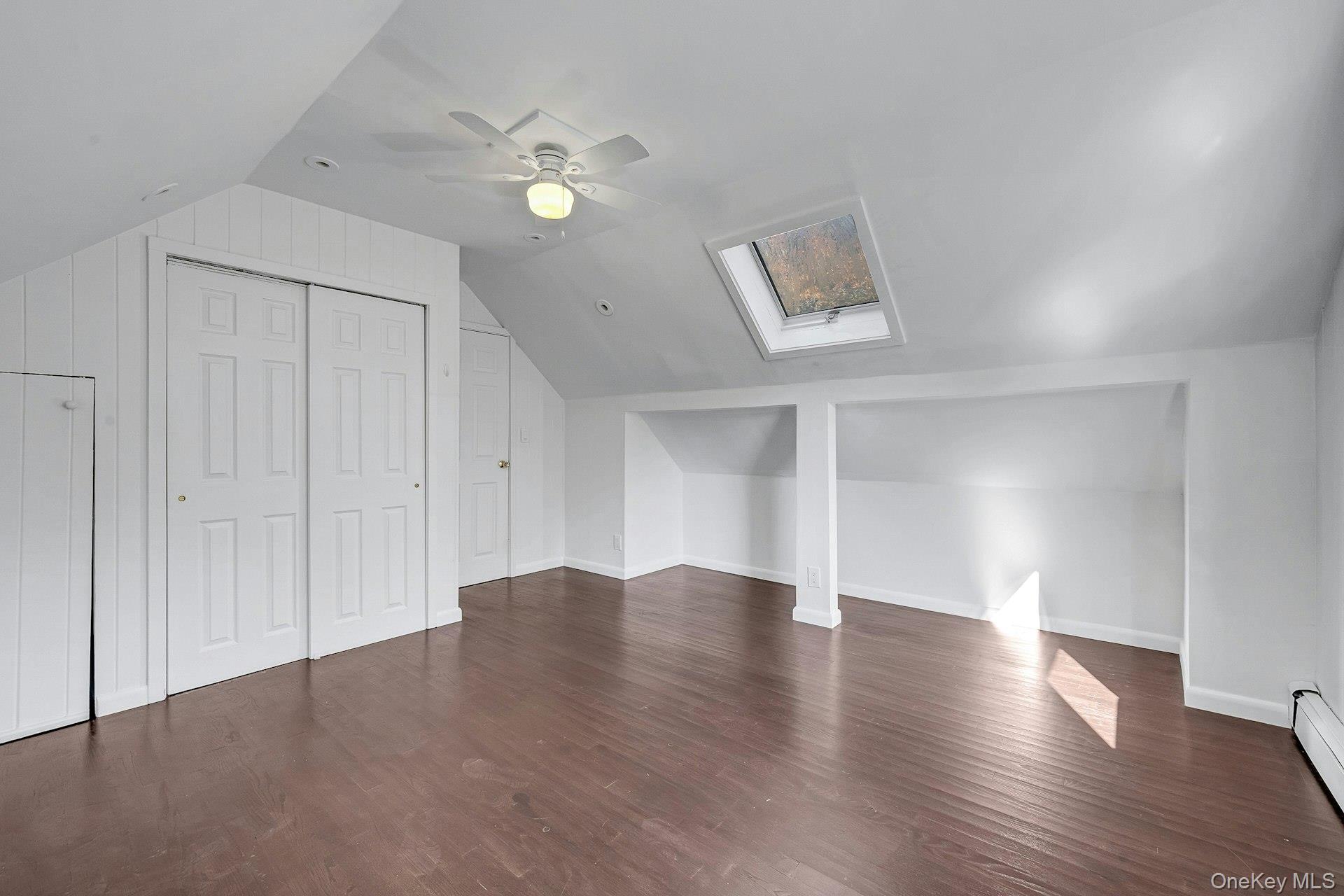 13 Colonial Road – For Rent photo 18