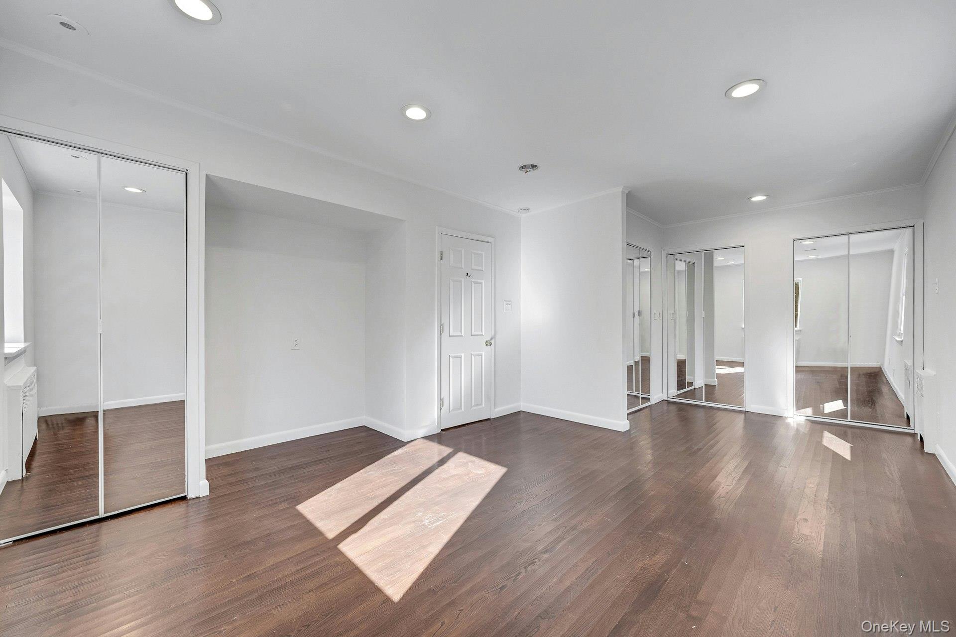 13 Colonial Road – For Rent photo 14