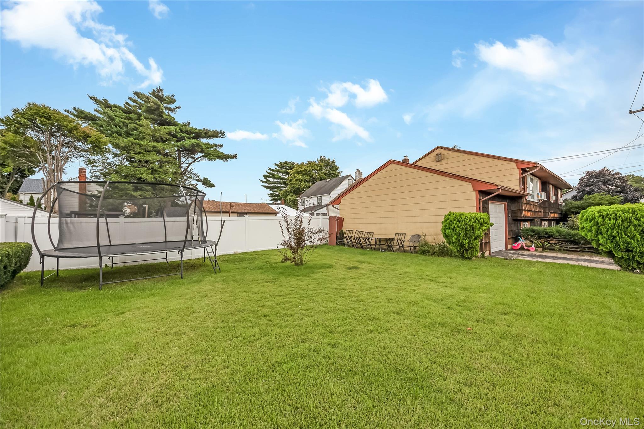 150 Holly Avenue – For Sale photo 2