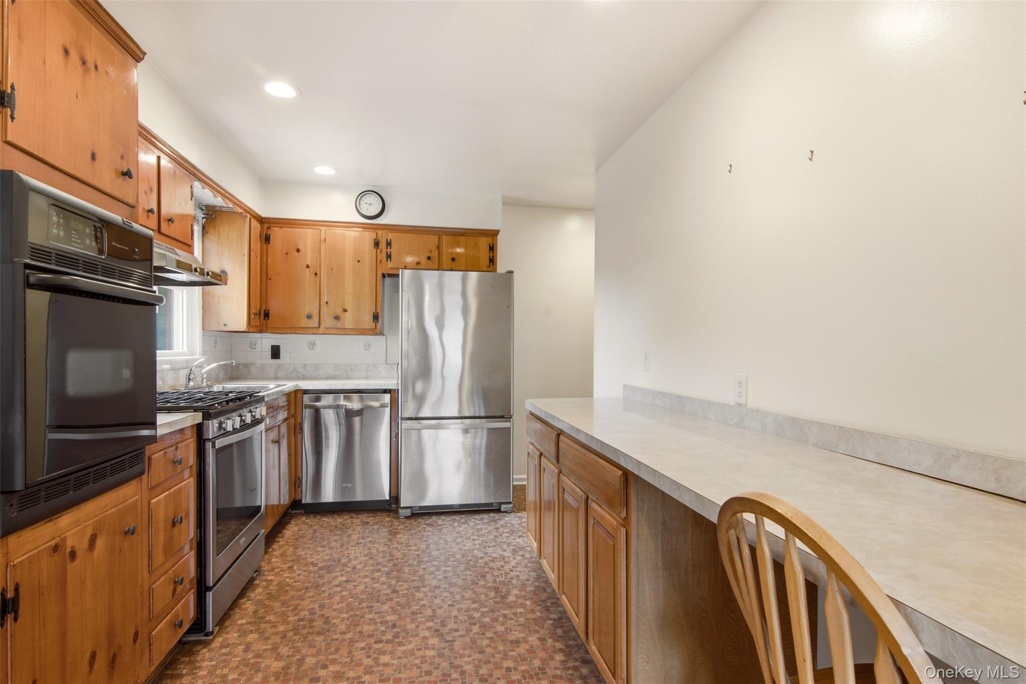 439 9th Street – For Sale photo 12