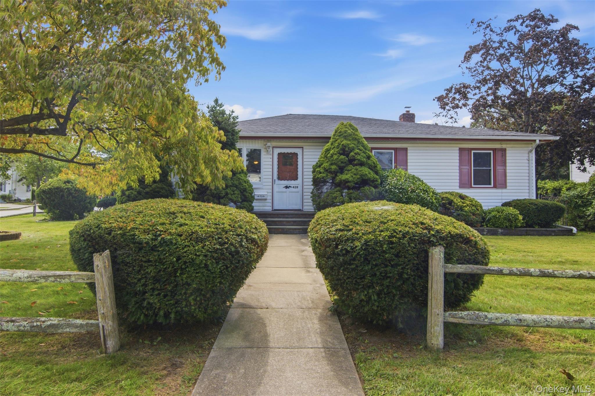 439 9th Street – For Sale
