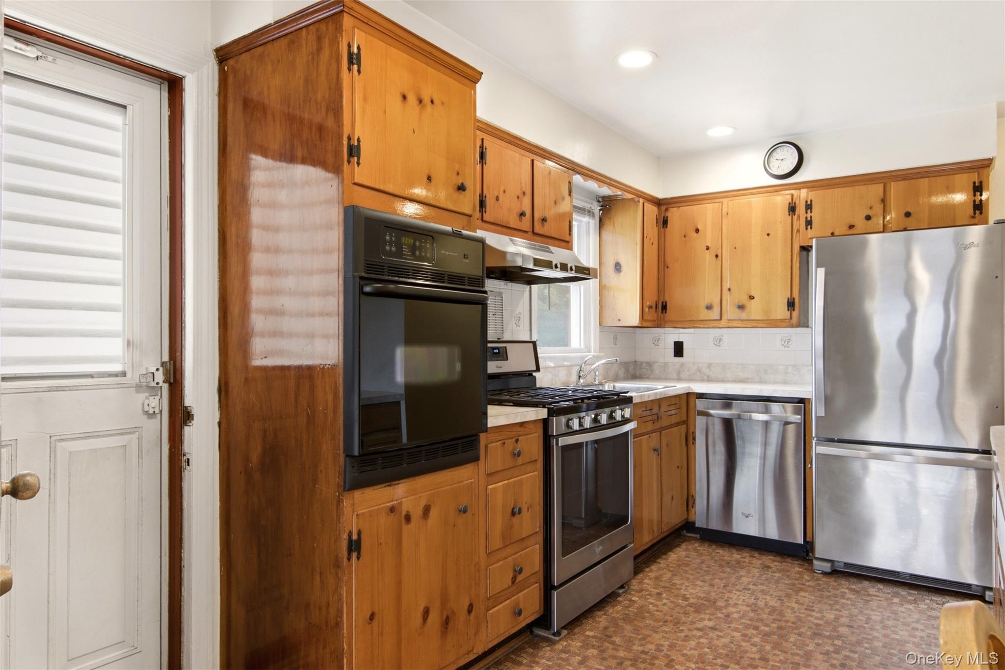 439 9th Street – For Sale photo 13
