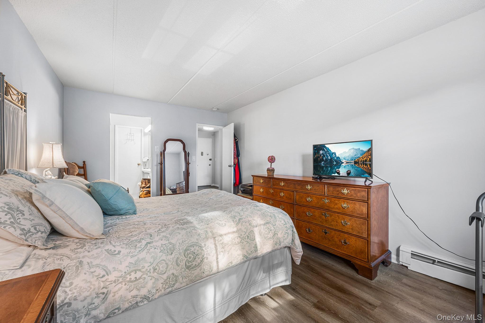 1 Consulate Drive, Unit 2H photo 15