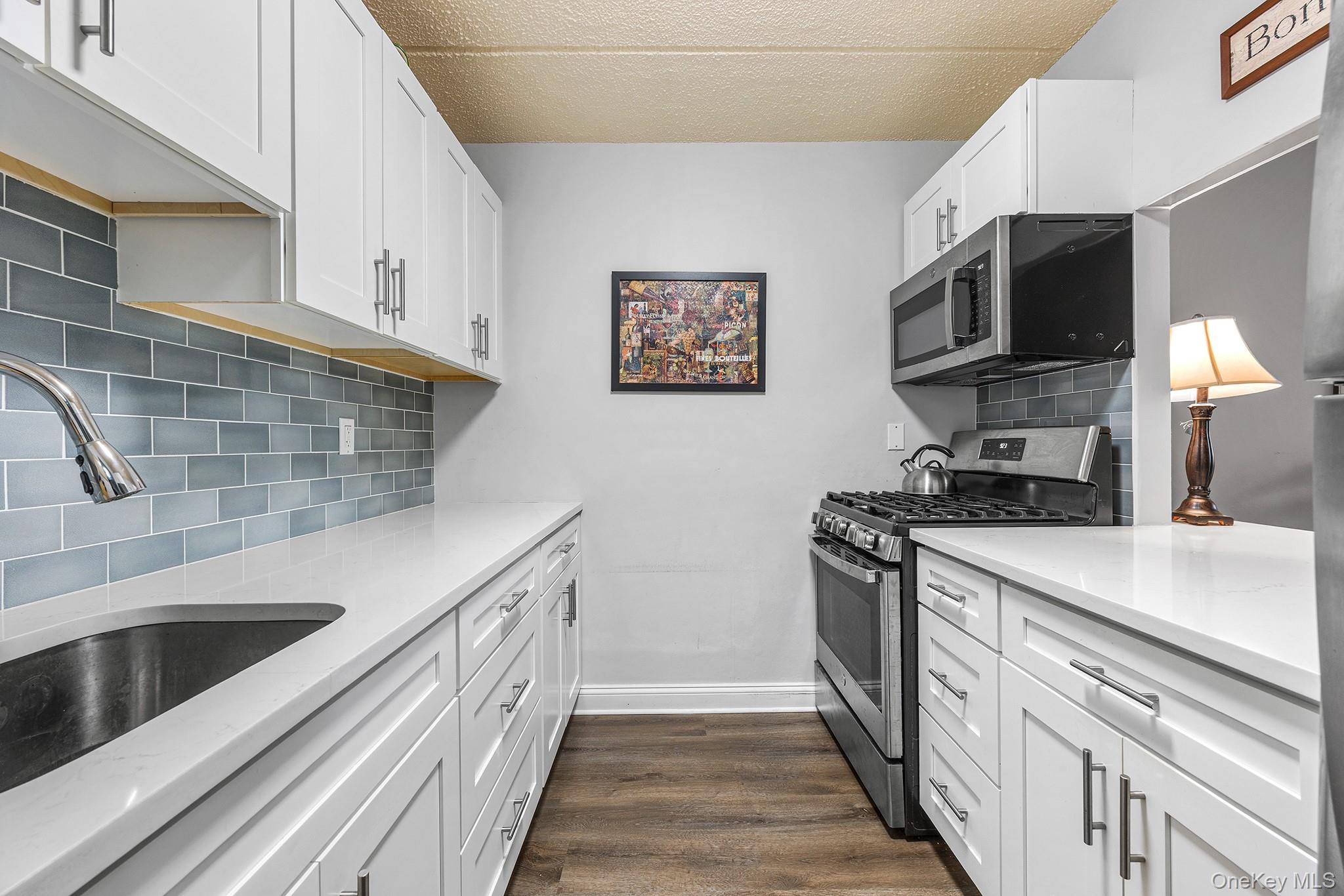 1 Consulate Drive, Unit 2H photo 8