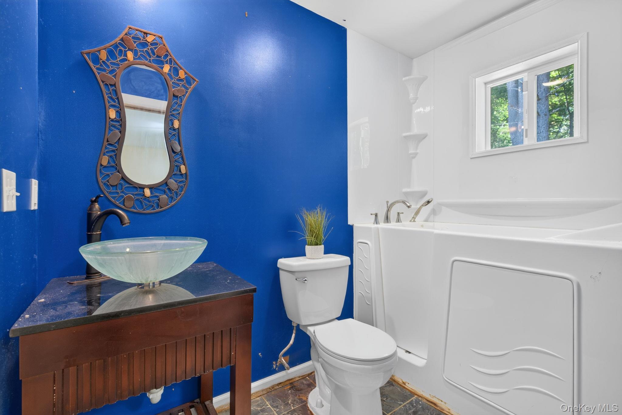 11 Amy Lane – For Sale photo 39