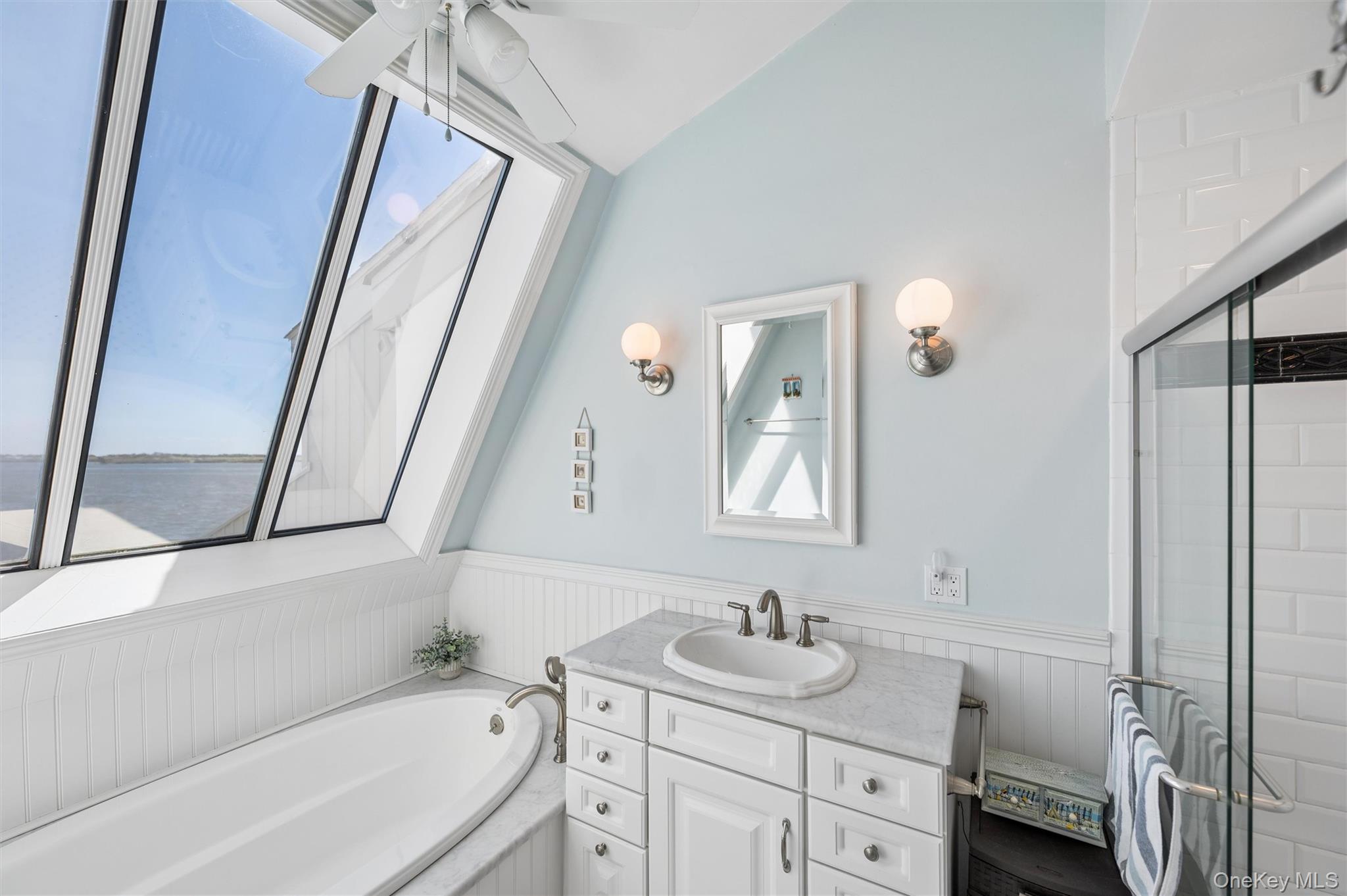 14 Waters Edge – For Sale photo 16