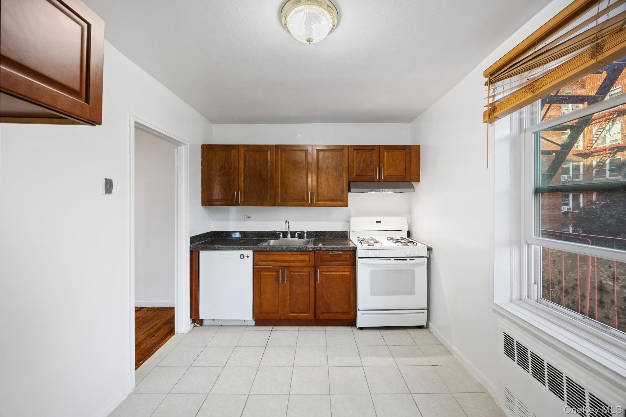 63-11 Queens Boulevard, Unit D3 photo 7