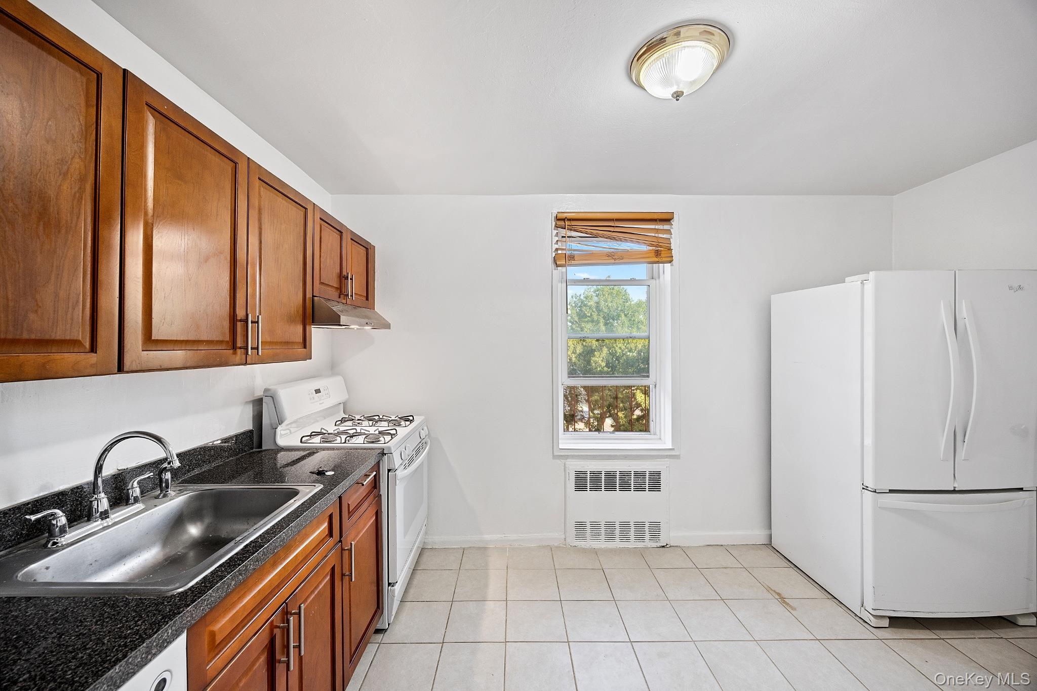 63-11 Queens Boulevard, Unit D3 photo 8