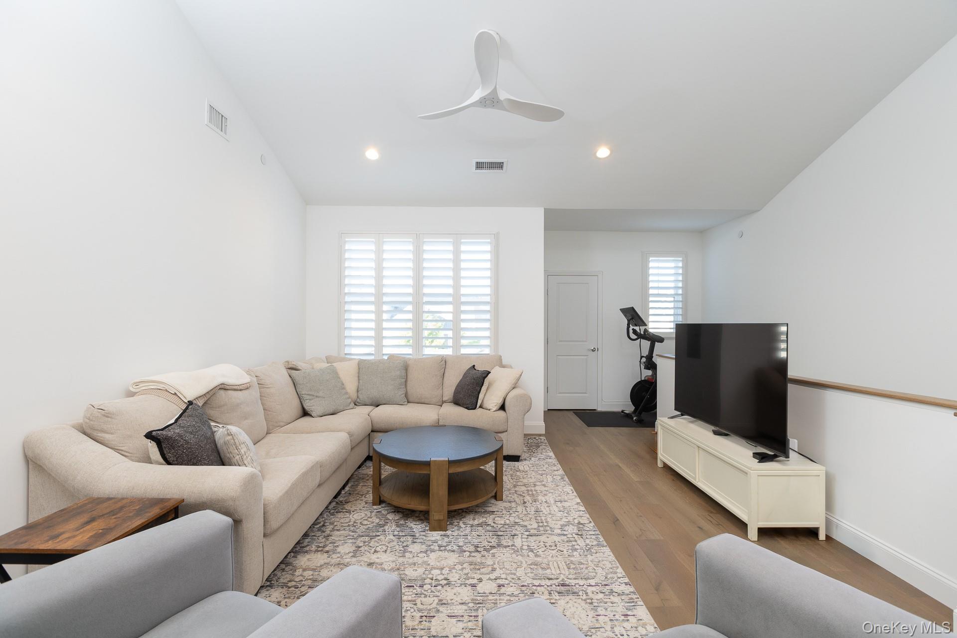45 Grace Hall Lane – For Sale photo 5