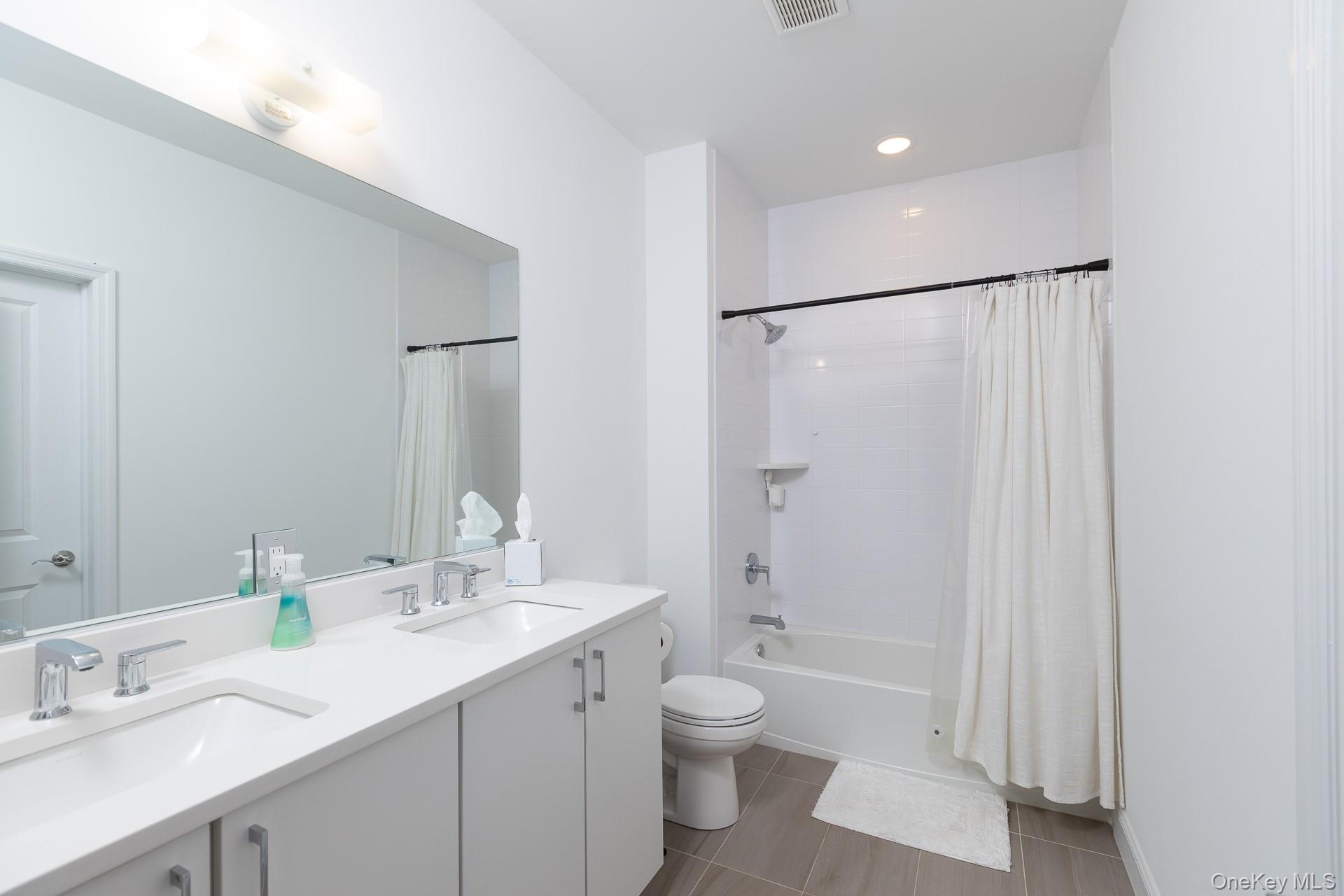 45 Grace Hall Lane – For Sale photo 8