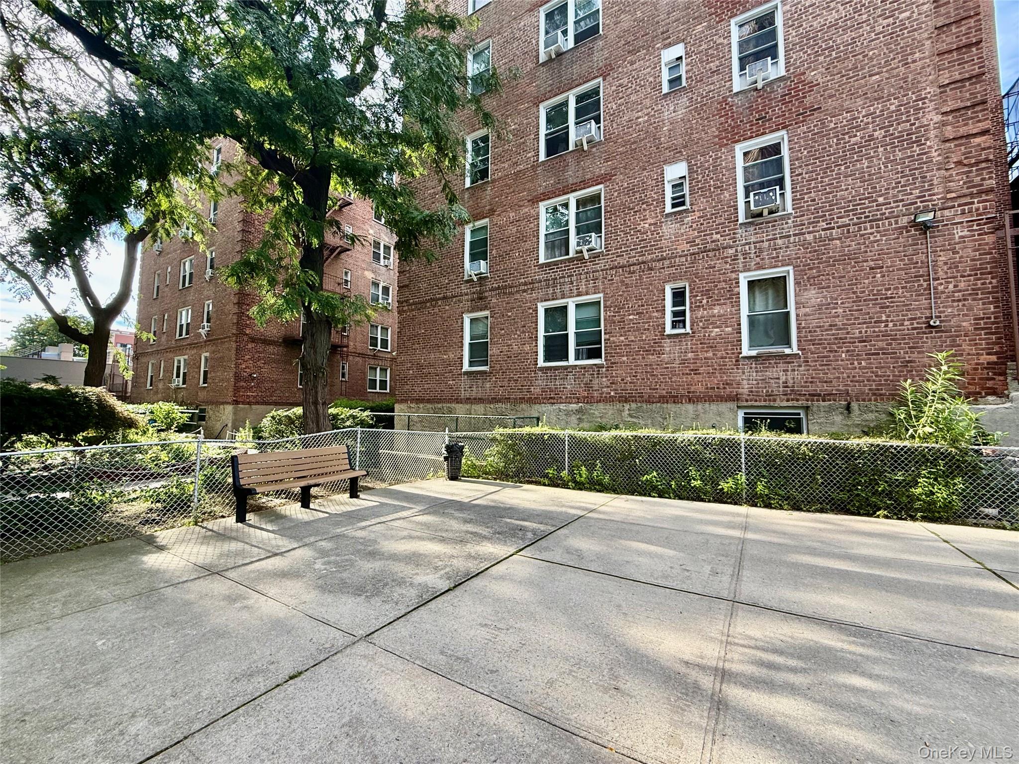 144-35 Sanford Avenue, Unit 3C photo 10