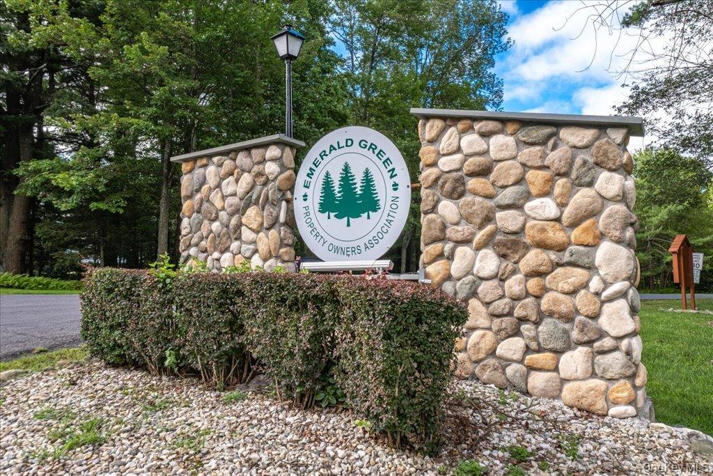 142 N Emerald Drive – For Sale photo 44
