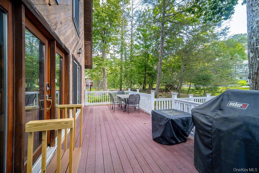 142 N Emerald Drive – For Sale photo 8