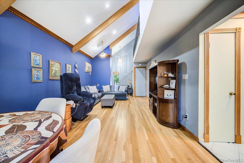 142 N Emerald Drive – For Sale photo 22