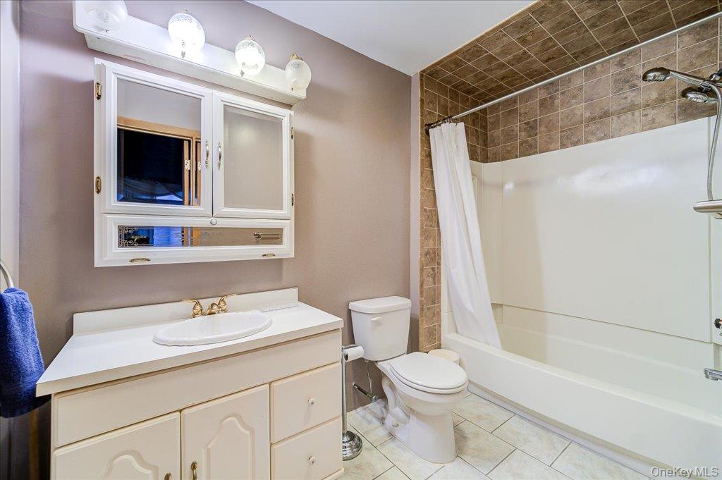 142 N Emerald Drive – For Sale photo 39